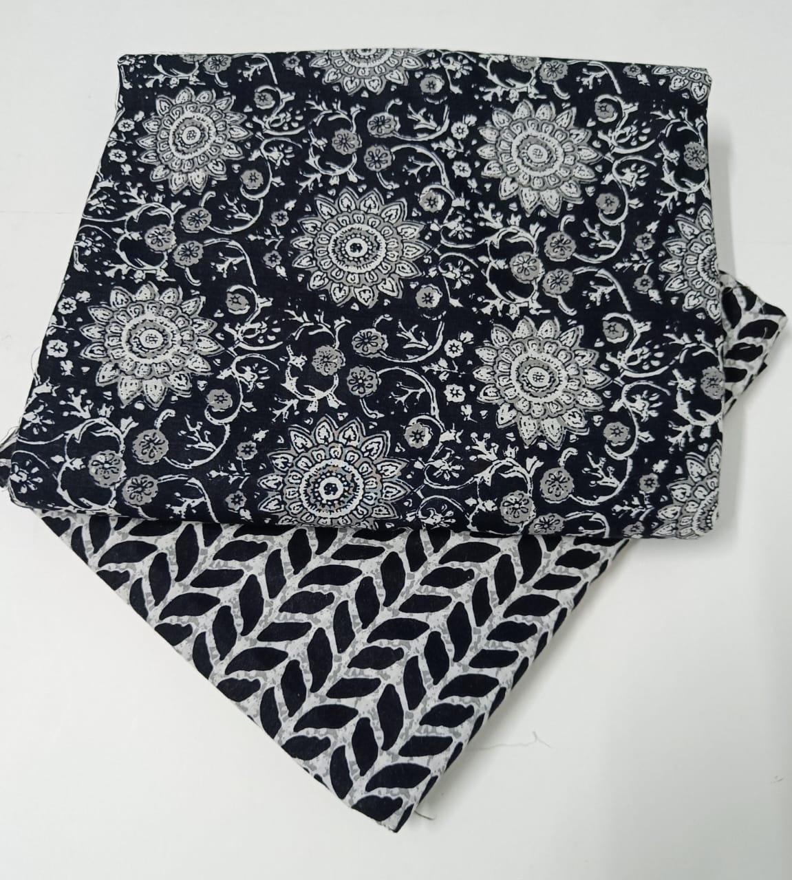 2 PIECE /TOP AND BOTTOM COMBO SET 